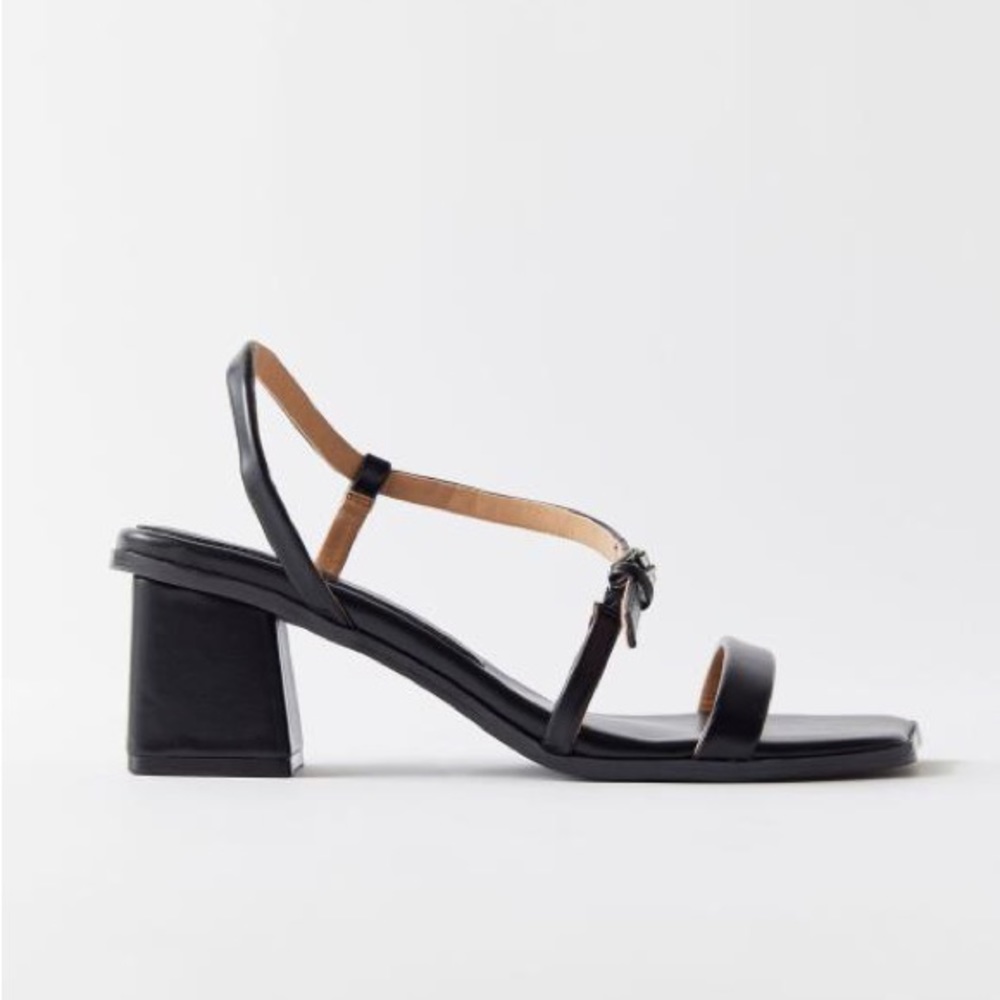 Urban Outfitter Ellie Heel Sandal